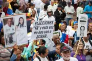 Sindicalistas venezolanos exigen elecciones y mejoras salariales ante embajada de EE.UU.