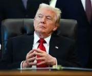 Trump anticipa retirada de Irán en 2-3 semanas y afirma que se logró objetivo nuclear