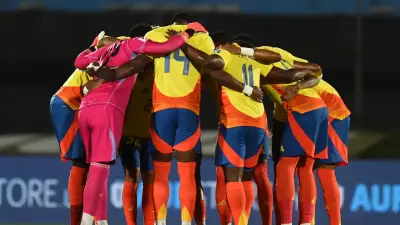 Alarma en Selección Colombia: Johan Mojica se lesionó y este es su parte médico
