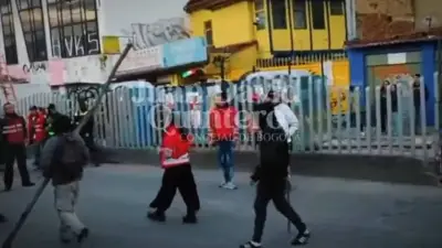Ataques con piedras y amenazas en estación Calle 76 de TransMilenio
