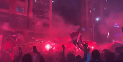 Banderazo del América en Bogotá: la hinchada escarlata se tomó la capital previo al duelo ante Santa Fe