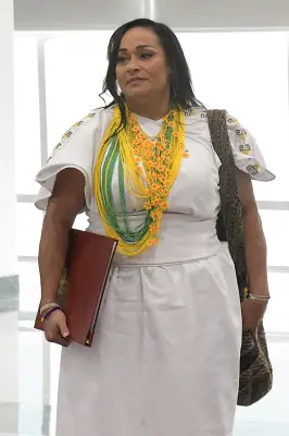 Bolivia expulsa a embajadora colombiana por presunta injerencia de Petro