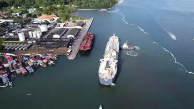 Buque con 7,4 millones de galones llega a Tumaco para asegurar combustible
