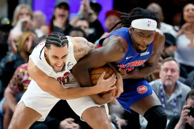Cavaliers vencen en tiempo extra y quedan a un triunfo de la final del Este