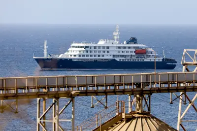 Crucero varado por hantavirus: tres muertos y 150 confinados en Cabo Verde