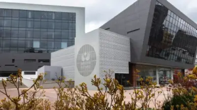Defensoría advierte rezagos en información veraz y lenguaje en campañas