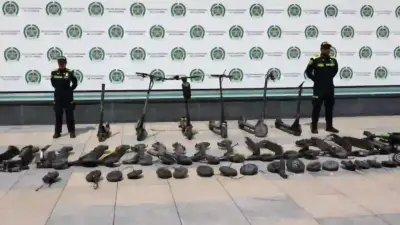 Desmantelan redes de robo de patinetas eléctricas en Bogotá y recuperan 30