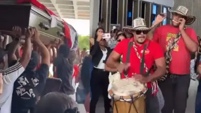 Despiden con cumbia a Danilo Ramírez, Rey Momo del Carnaval del Suroriente