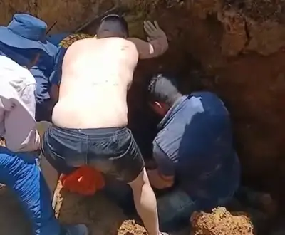 Dos obreros mueren sepultados por derrumbe en obra de alcantarillado en Popayán