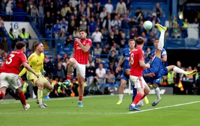 Espectacular gol de chilena da triunfo al Arsenal ante Atlético de Madrid