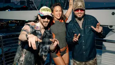 Farruko, Steve Aoki y Greeicy lanzan 'YAPAQUE' tras éxito en Ultra