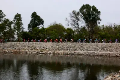 Giro de Italia 2026, etapa 4 en vivo: Catanzaro-Cosenza, montaña y sprint
