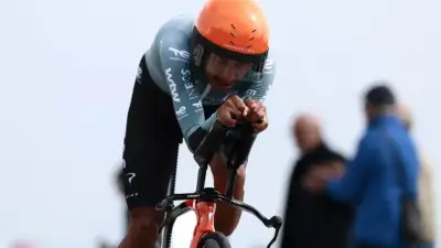 Giro de Italia 2026: Ganna gana etapa 10, Eulálio sigue líder y Bernal sube