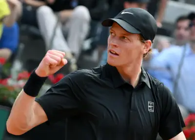 Jannik Sinner avanza a cuartos de final del Masters de Roma