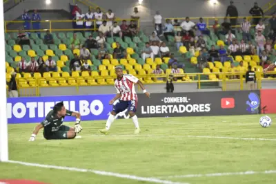 Junior le gana a Sporting Cristal con golazo en la Copa Libertadores