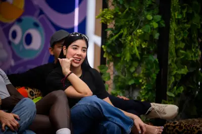 Mariana Zapata desmiente beso con Juanda Caribe en LCDLF Colombia