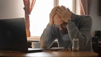 Retirar ahorros anticipadamente: un error costoso para su bolsillo