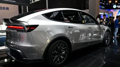 SIC toma medidas drásticas contra Tesla en Colombia por retrasos en entregas