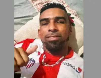 Tragedia en Soledad: sicarios asesinan a un hombre y hieren a dos en reunión familiar