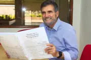 Arquitecto Alberto Samudio recibe homenaje en Bogotá por su labor patrimonial