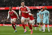 Arsenal campeón de la Premier League tras 22 años; colombiano en el equipo