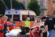 Atropello masivo en Módena: siete heridos, dos críticos, conductor detenido