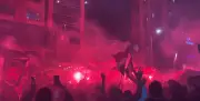Banderazo del América en Bogotá: la hinchada escarlata se tomó la capital previo al duelo ante Santa Fe
