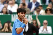 Carlos Alcaraz se pierde Queen's y Wimbledon por lesión en la muñeca