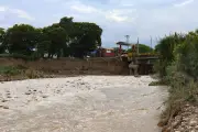 Cierre preventivo del puente Francisco de Paula Santander por erosión