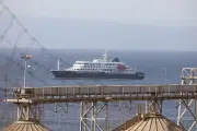 Crucero con 150 personas confinadas por hantavirus en Cabo Verde: revelan panorama desolador
