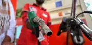 Diésel sube $200 y gasolina aumenta $400 desde este lunes: precios por ciudades