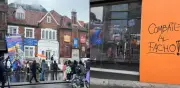 Encapuchados vandalizan sede de campaña de Paloma Valencia y Juan Daniel Oviedo en Bogotá