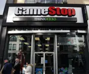 GameStop lanza oferta de US$56.000 millones por eBay y amenaza con guerra de poder