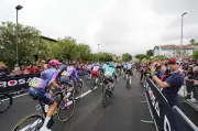 Giro de Italia 2026: Etapa 5 en vivo con intensa lluvia y montaña