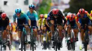 Giro de Italia: Buitrago abandona tras caída y Bernal escala al tercer puesto
