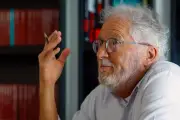 Héctor Abad Faciolince: 40 años de escritura y su experiencia en Ucrania