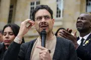 Iván Cepeda denunciará ante Fiscalía presiones de grupos armados en Guaviare