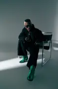 Junior Zamora explora la bachata en su nuevo sencillo 'Me va bien'