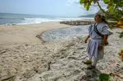 La joya turística del Tayrona asediada por violencia paramilitar