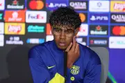 Lamine Yamal confirma su relación con Inés García en fiesta del Barça