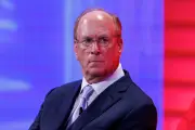 Larry Fink, CEO de BlackRock, se muestra optimista sobre invertir en Venezuela