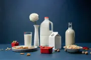 Leche entera, descremada o sin lactosa: cuál escoger según tu necesidad