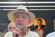 Álvaro Uribe confiesa que no cumplió promesa de regalar caballo a Hugo Chávez