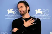 LVMH vende Marc Jacobs a WHP Global; fundador sigue al frente
