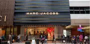 LVMH vende Marc Jacobs a WHP Global y G-III por cerca de 1.000 millones de dólares