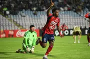 Medellín vence 3-2 a Cusco y define su pase en la última fecha