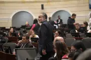 Ministro Benedetti pide aplicar sanciones por inasistencia de congresistas