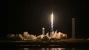 NASA lanza misión no tripulada con suministros y experimentos científicos