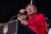 Petro acusa a Ecuador de suministrar armas a grupos armados en el Cauca