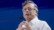 Petro convoca a dos momentos constituyentes para defender la Constitución de 1991